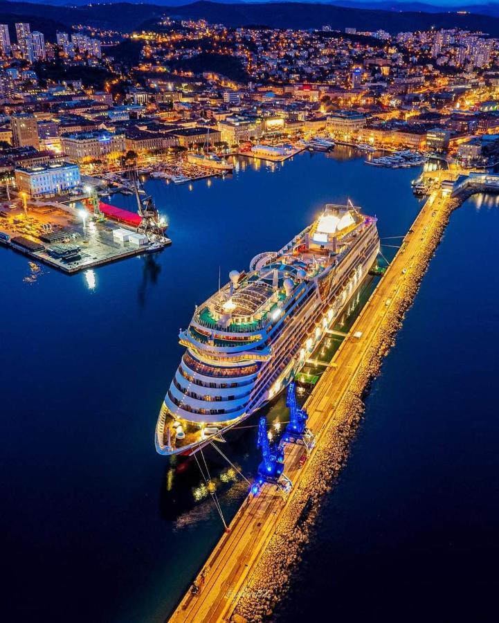 Adriatica Rijeka Exterior photo